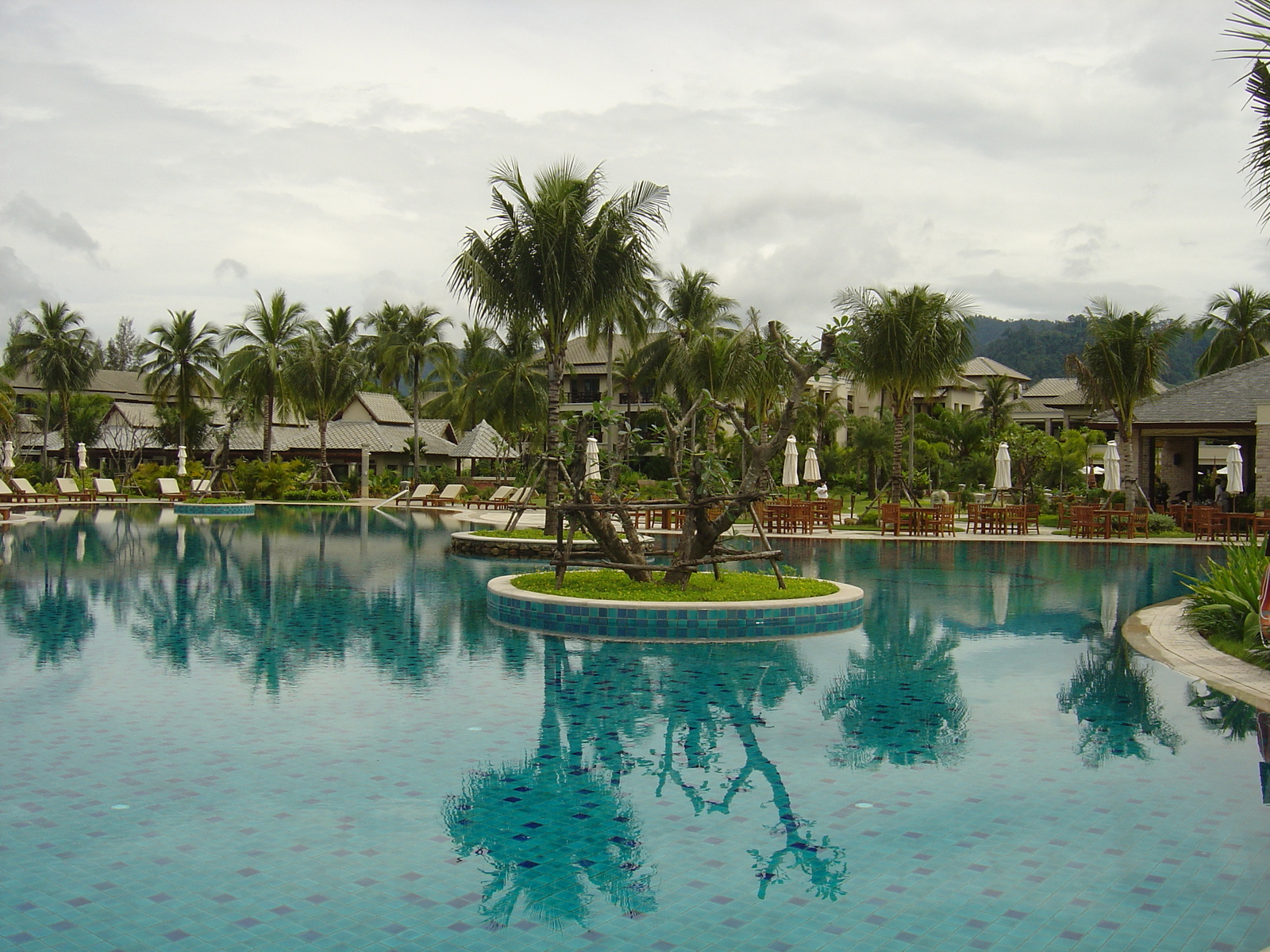 Picture Thailand Khao Lak Meridien Khao Lak Hotel 2005-12 69 - View Meridien Khao Lak Hotel