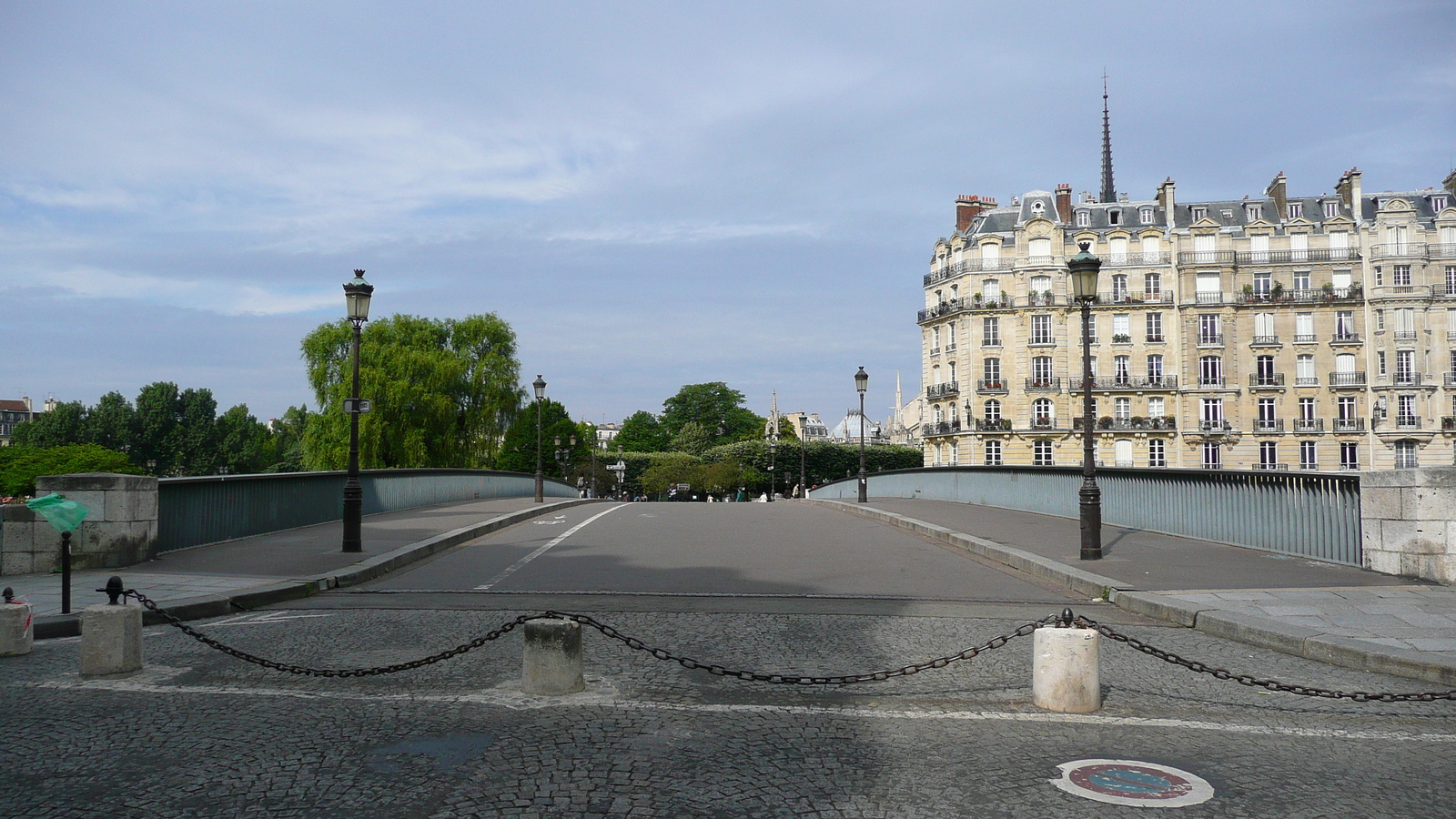 Picture France Paris The Bridges of Paris 2007-06 4 - Sight The Bridges of Paris