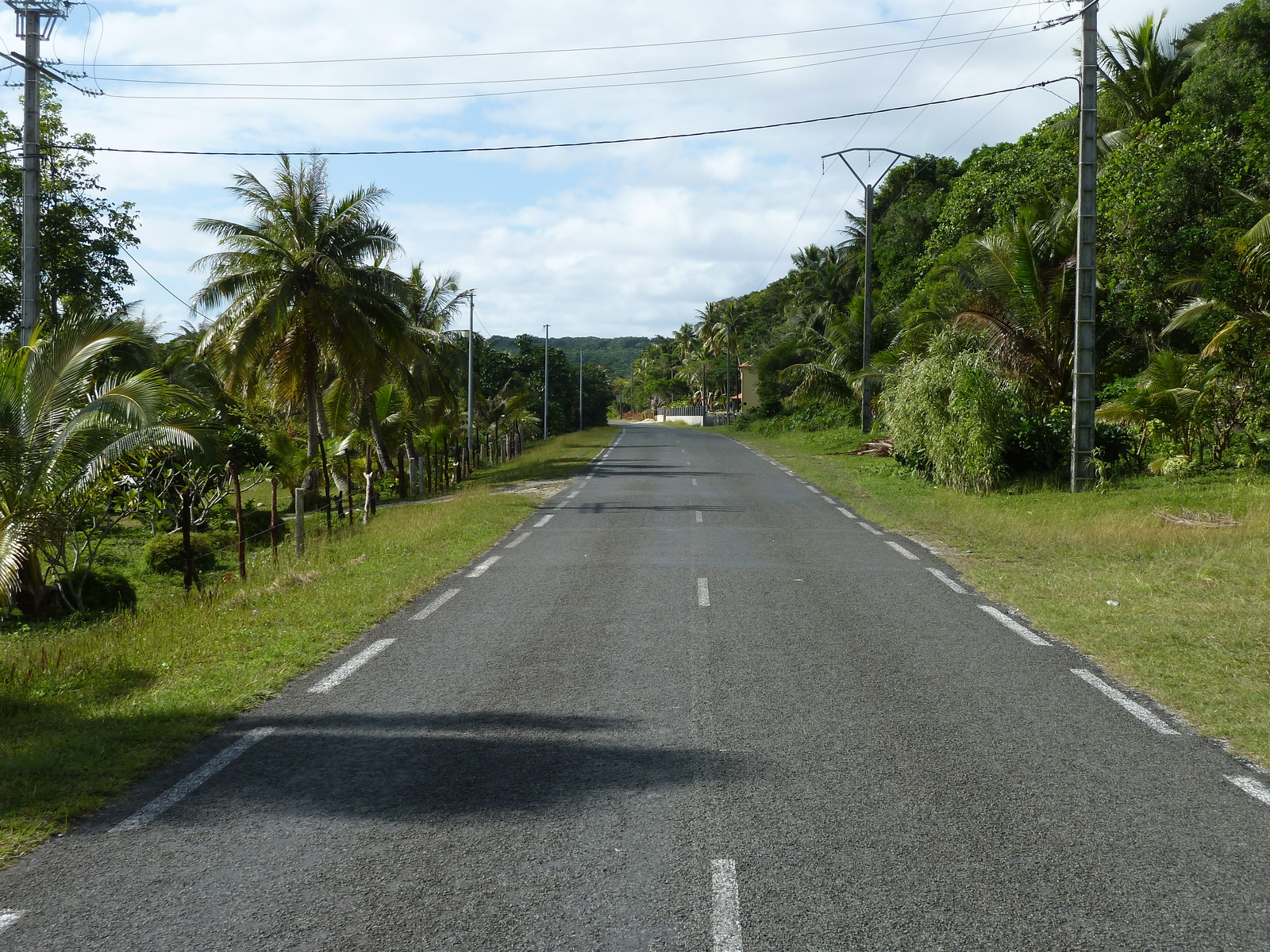 Picture New Caledonia Lifou Josip 2010-05 6 - Road Map Josip