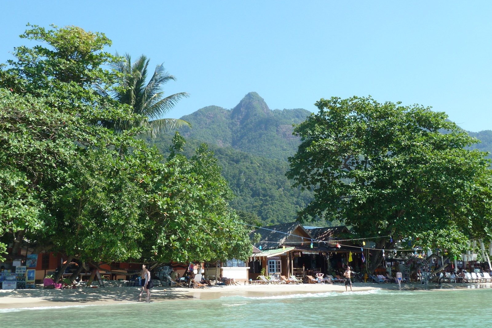 Picture Thailand Ko Chang 2011-01 42 - Flight Ko Chang