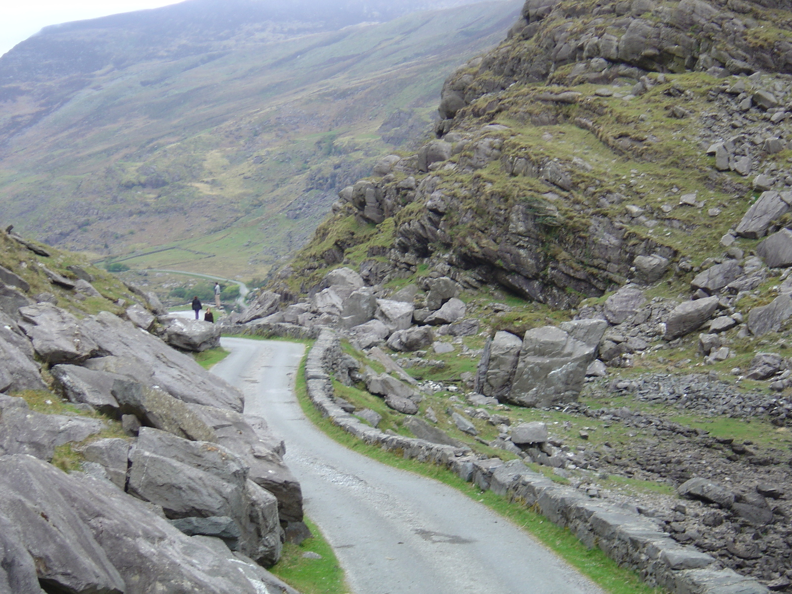 Picture Ireland Kerry Gap of Dunloe 2004-05 15 - Photographers Gap of Dunloe