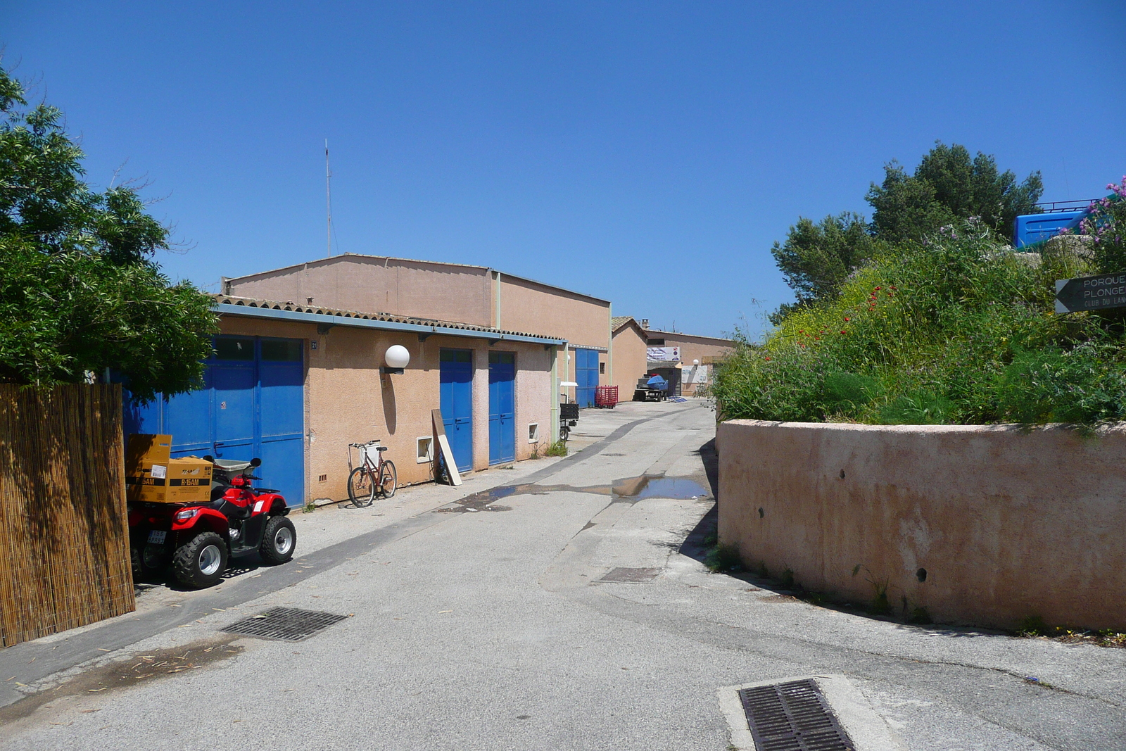 Picture France Porquerolles Island Porquerolles harbour 2008-05 57 - Car Rental Porquerolles harbour