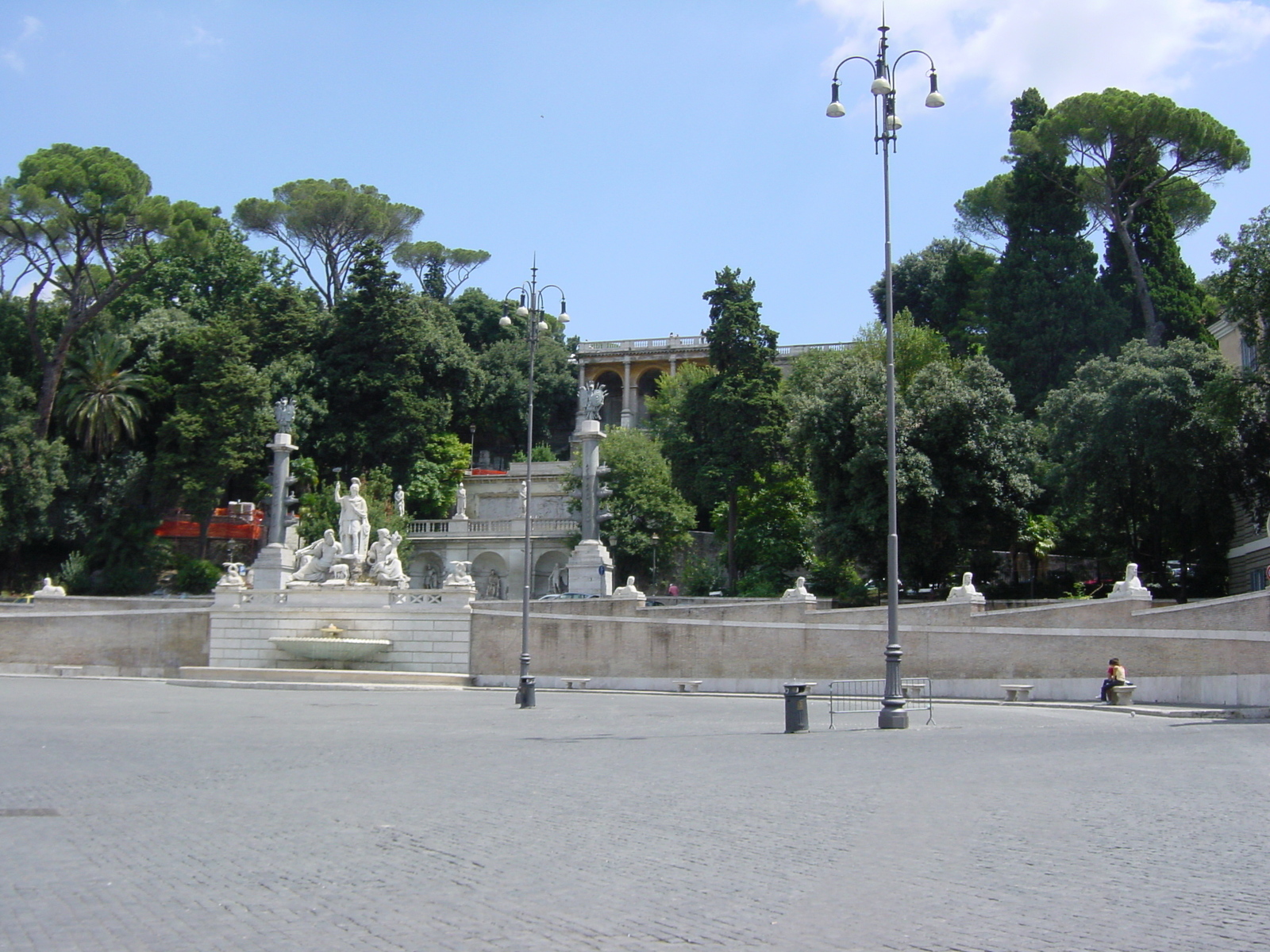 Picture Italy Rome 2002-07 132 - Shopping Mall Rome