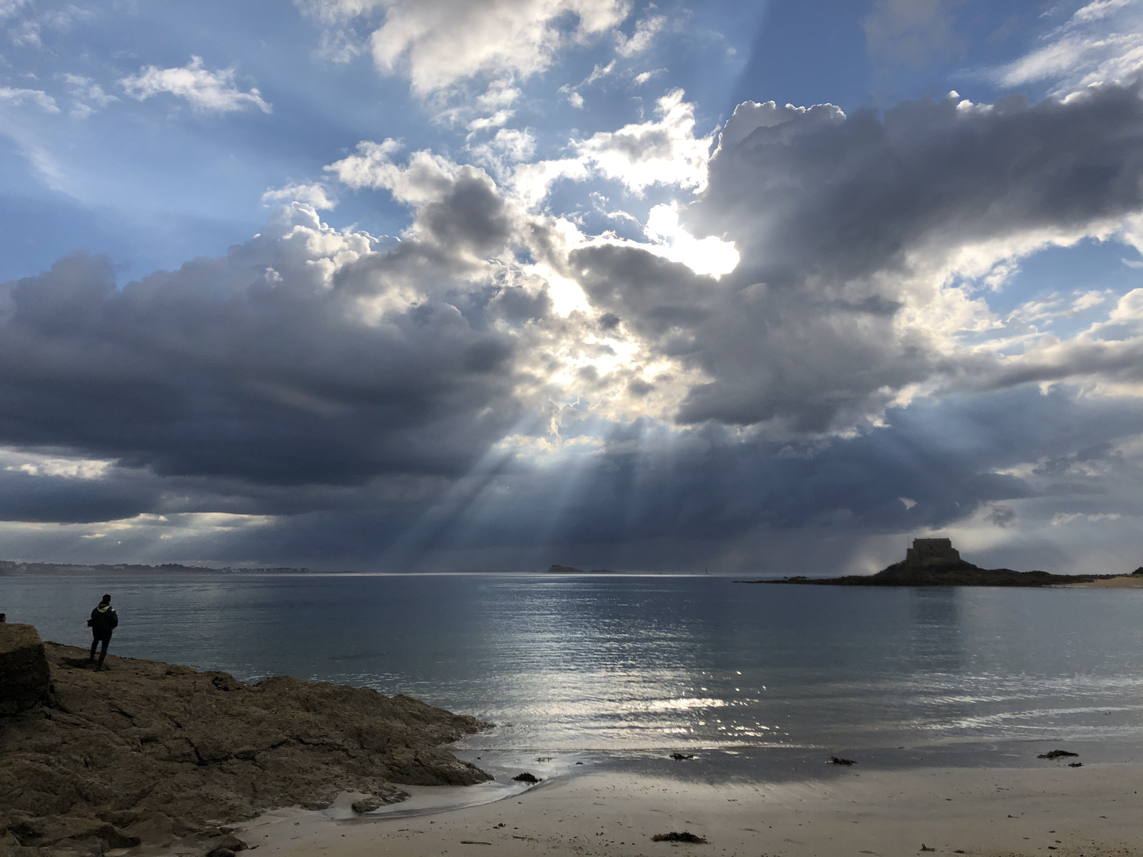 Picture France St Malo 2020-06 90 - Perspective St Malo