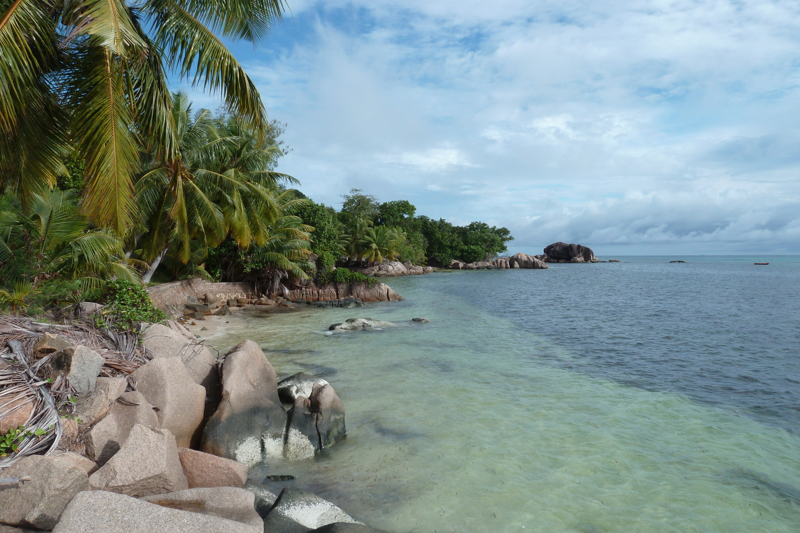 Picture Seychelles Praslin 2011-10 30 - Trail Praslin