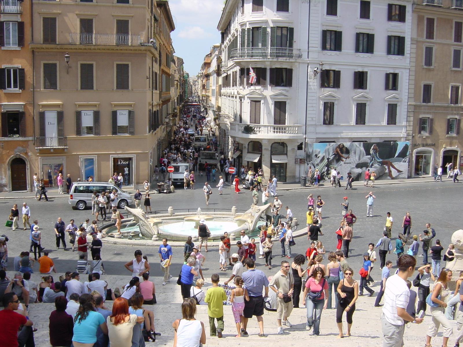 Picture Italy Rome 2002-07 145 - Tourist Rome