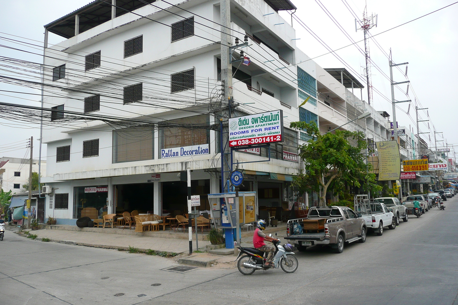 Picture Thailand Pattaya Theprasit 2008-01 33 - Sight Theprasit