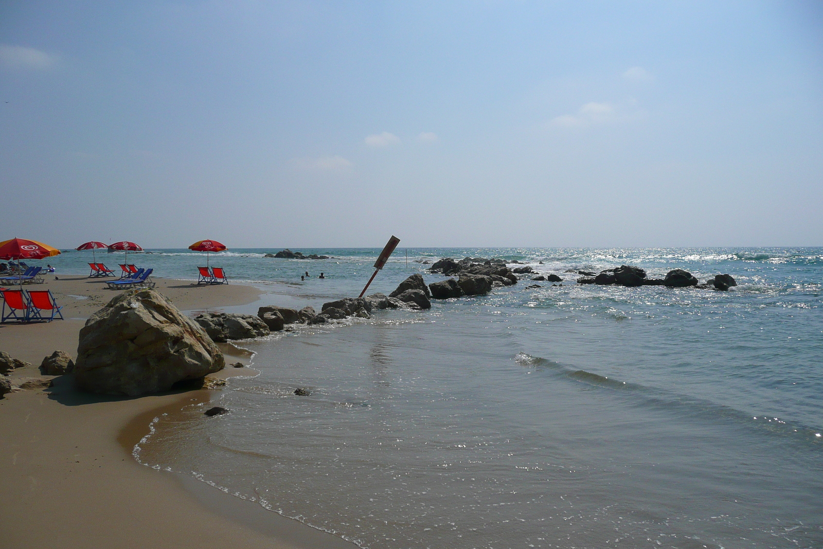 Picture Israel Bat Yam Beach 2007-06 22 - Sightseeing Bat Yam Beach