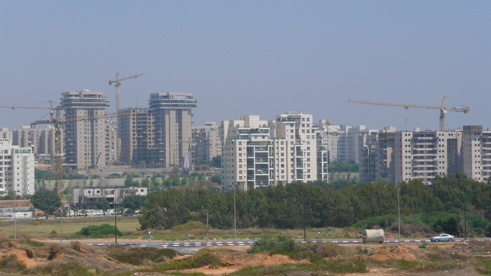 Picture Israel Tel Aviv North Tel Aviv 2007-06 20 - Sightseeing North Tel Aviv