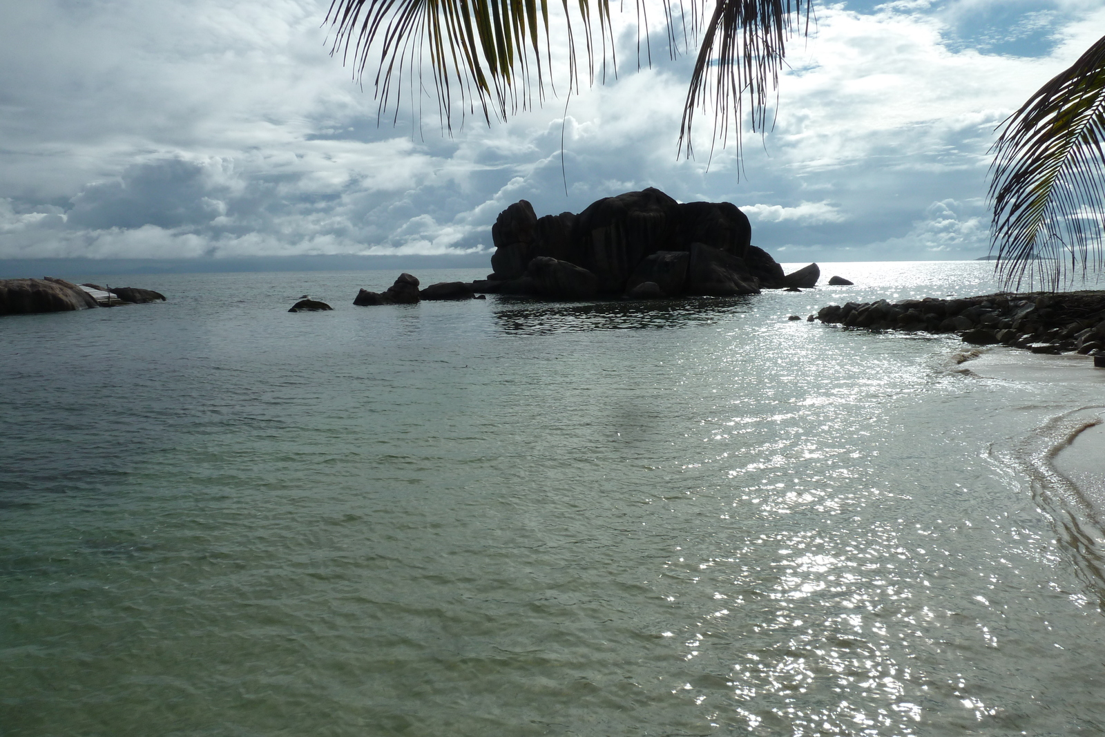 Picture Seychelles Praslin 2011-10 209 - View Praslin