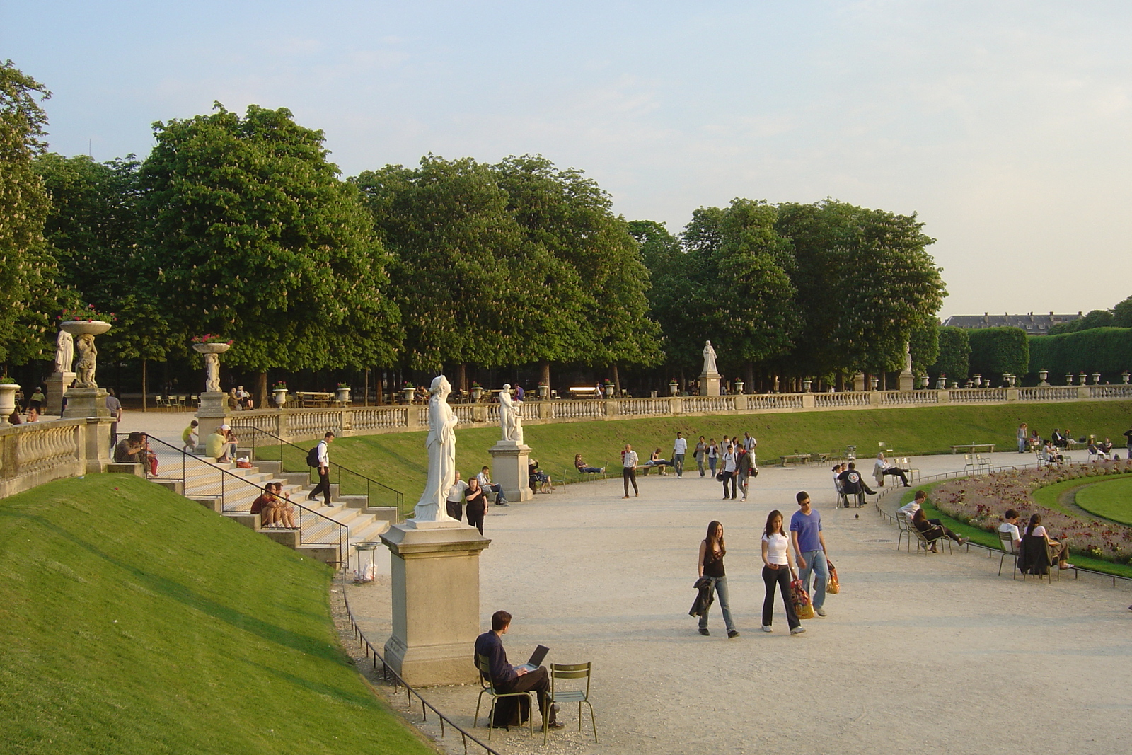 Picture France Paris Luxembourg Garden 2007-04 78 - Journey Luxembourg Garden