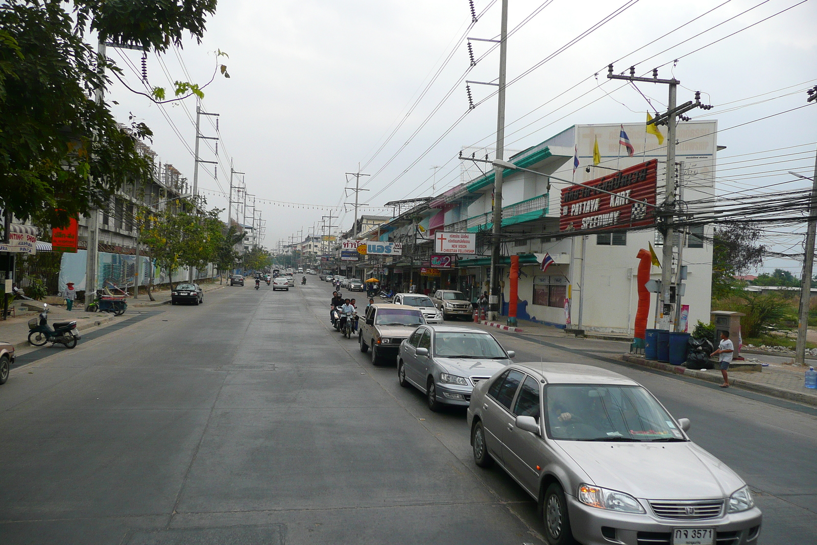 Picture Thailand Pattaya Theprasit 2008-01 23 - Perspective Theprasit