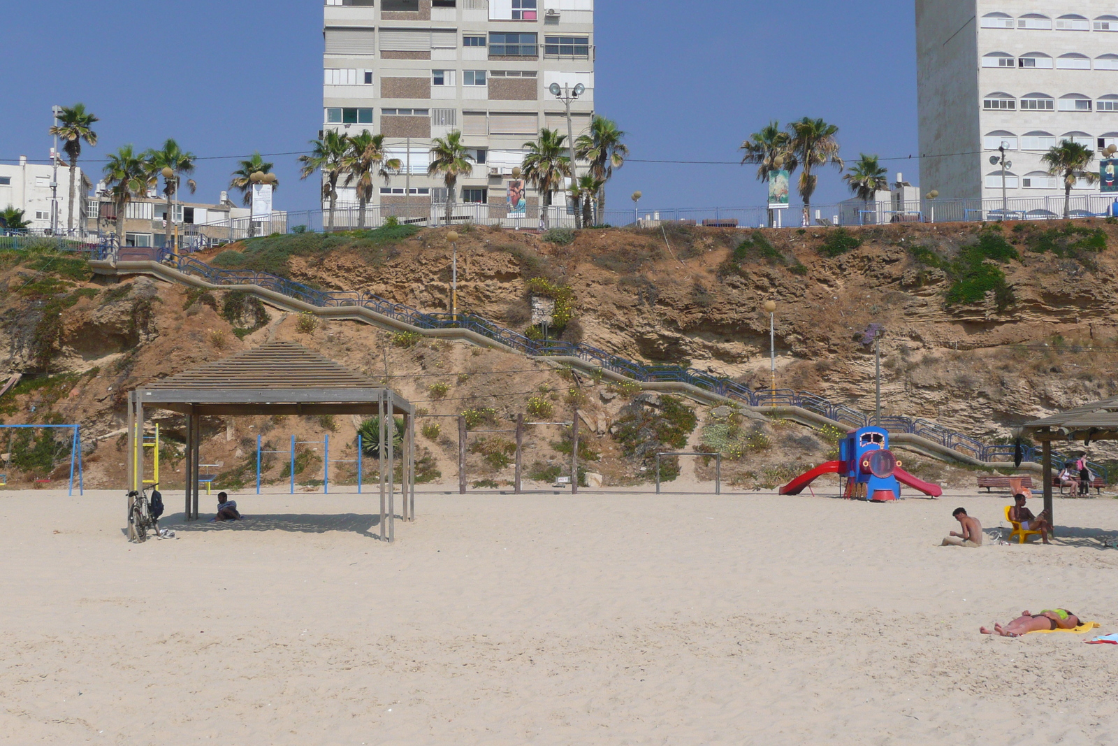 Picture Israel Bat Yam Beach 2007-06 21 - Car Bat Yam Beach