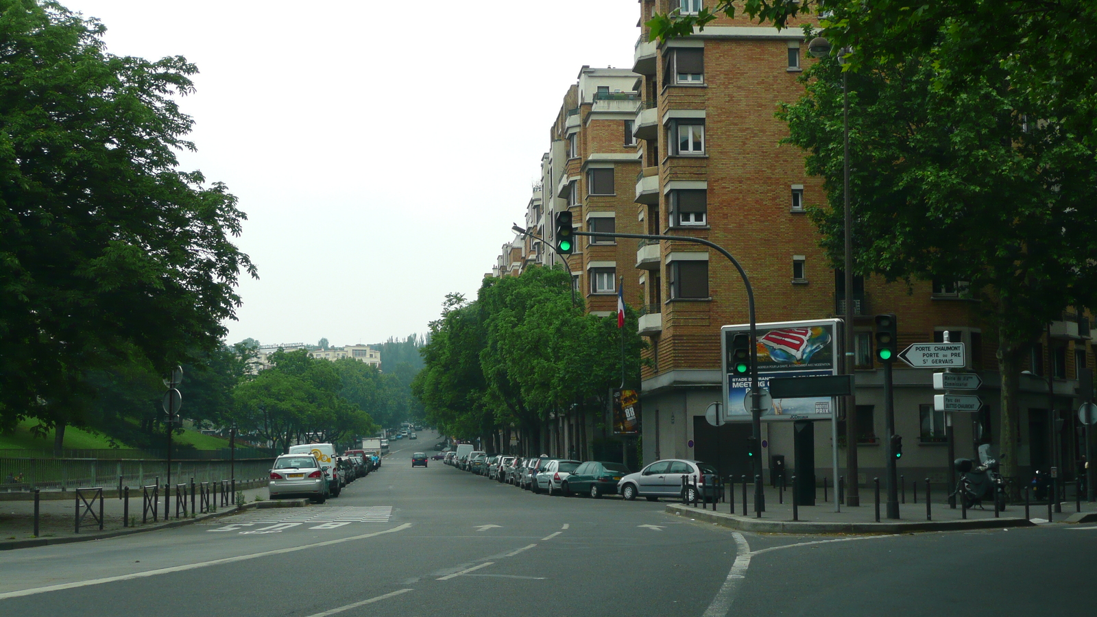 Picture France Paris Around Paris north 2007-06 45 - Shopping Mall Around Paris north