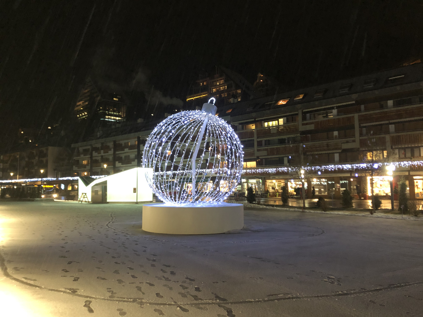 Picture Swiss Crans Montana 2020-12 97 - Shopping Mall Crans Montana