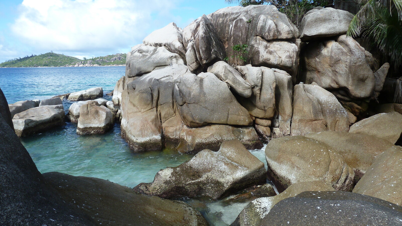 Picture Seychelles Coco Island 2011-10 23 - Sight Coco Island