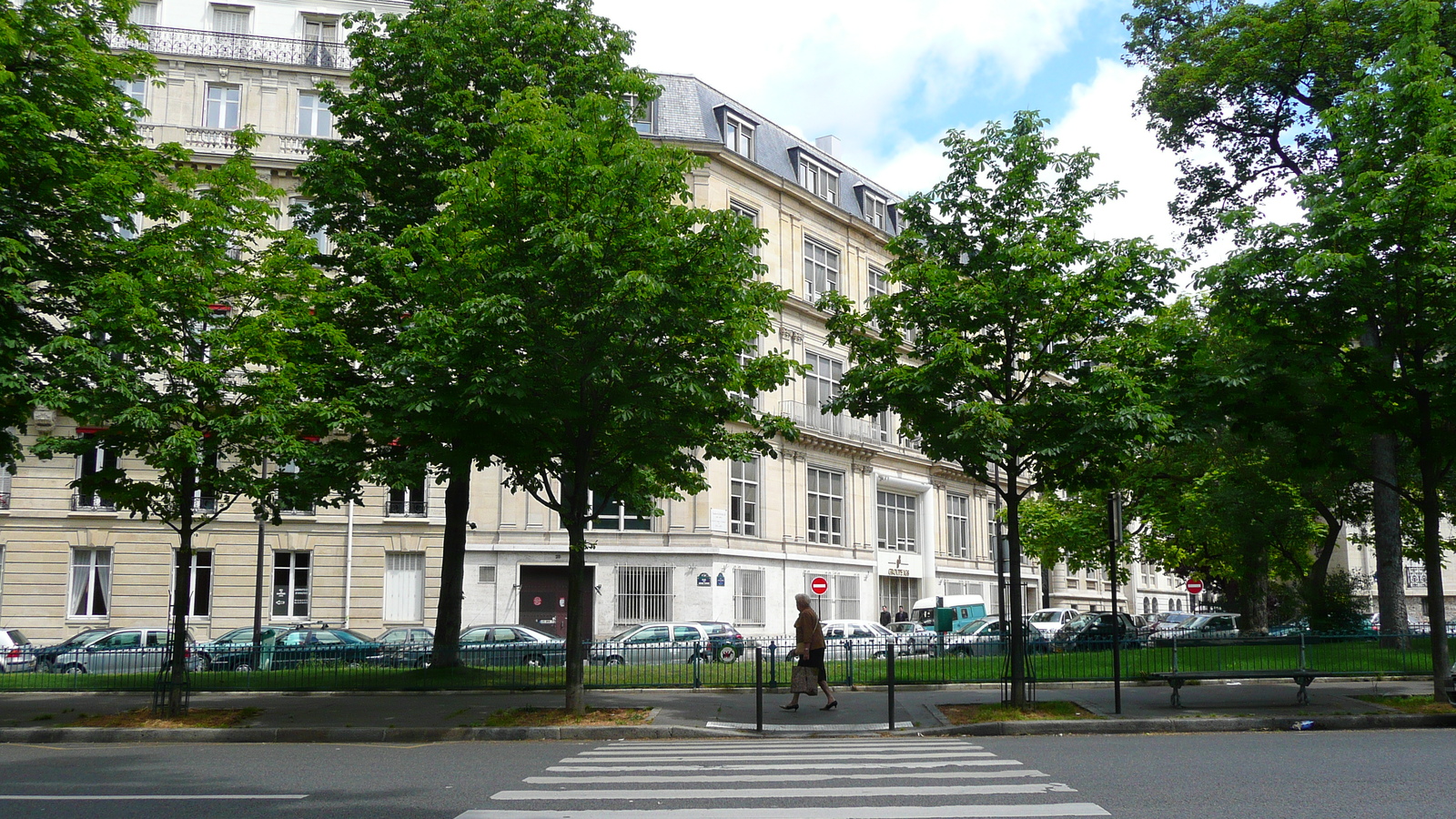 Picture France Paris 17th Arrondissement Place Malesherbes 2007-05 5 - View Place Malesherbes