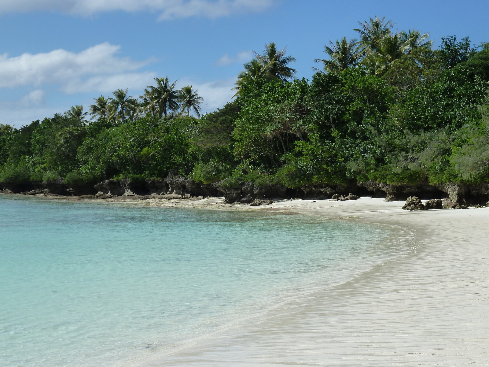 Picture New Caledonia Lifou Luengoni Beach 2010-05 9 - Views Luengoni Beach