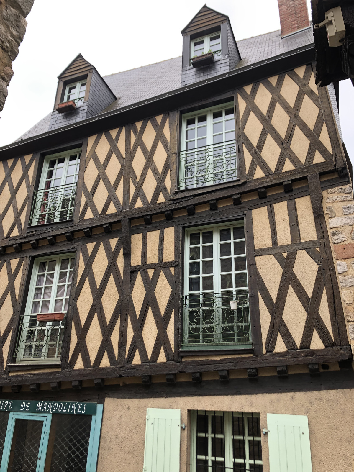 Picture France Le Mans 2019-05 104 - Shopping Mall Le Mans