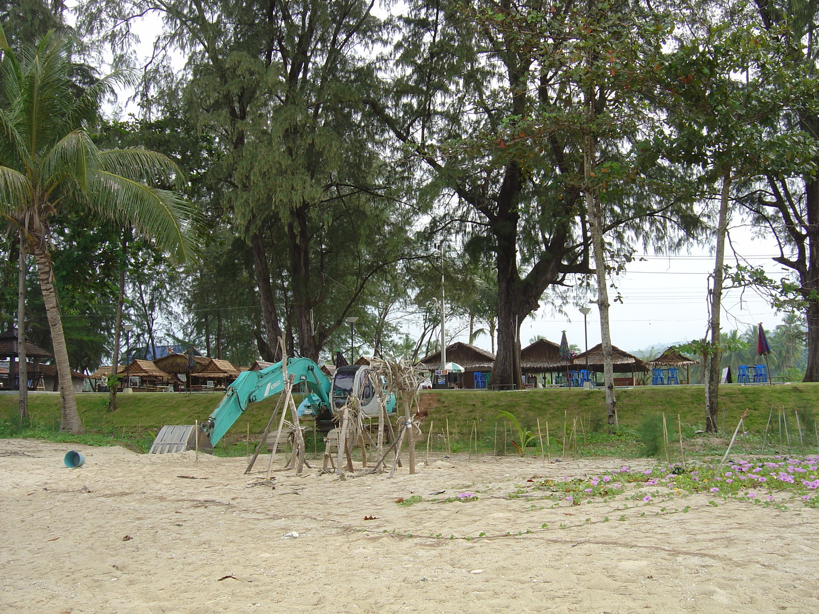 Picture Thailand Khao Lak Bang Sak Beach 2005-12 84 - Tourist Bang Sak Beach