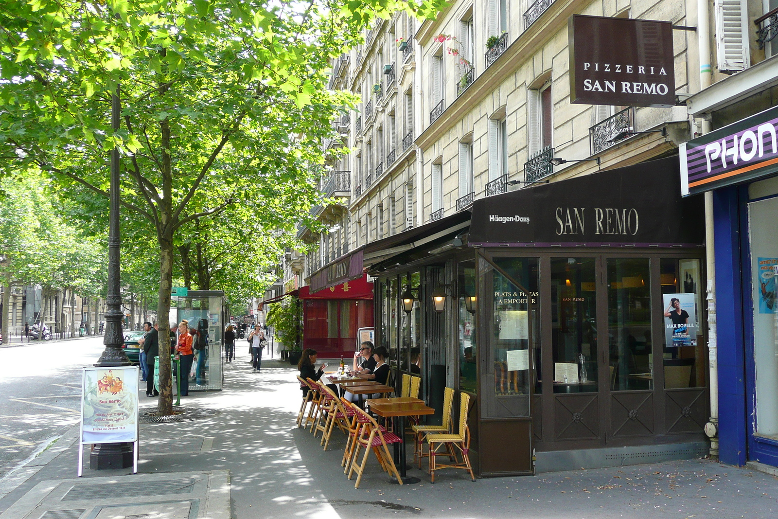 Picture France Paris Avenue Niel 2007-06 94 - Road Avenue Niel