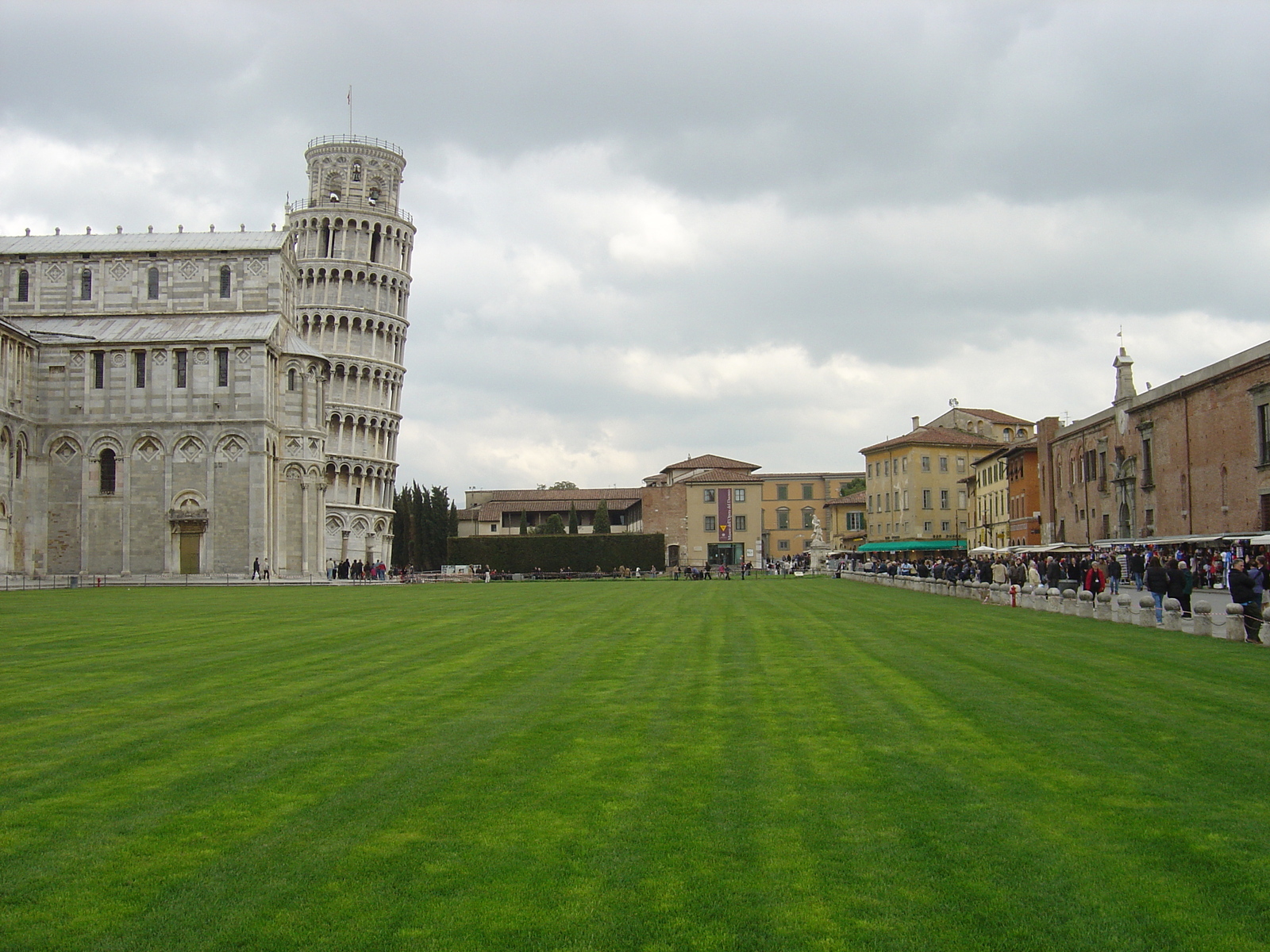 Picture Italy Pisa 2004-03 14 - Perspective Pisa