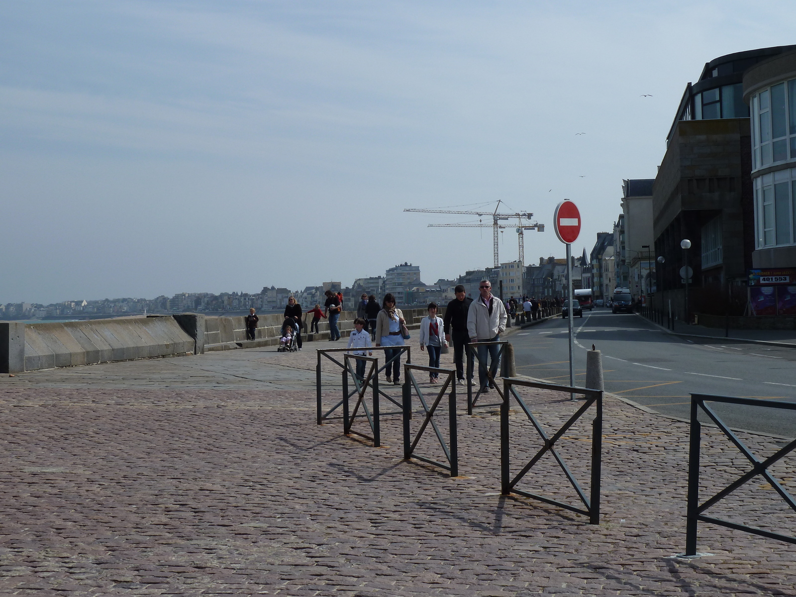 Picture France St Malo 2010-04 142 - Perspective St Malo