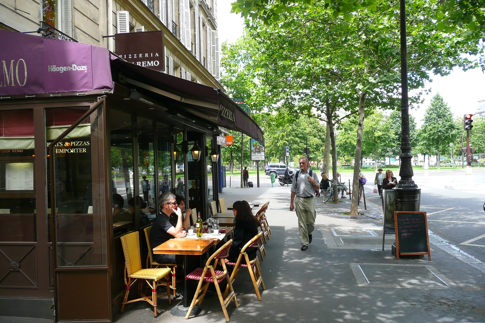 Picture France Paris Avenue Niel 2007-06 99 - Travel Avenue Niel