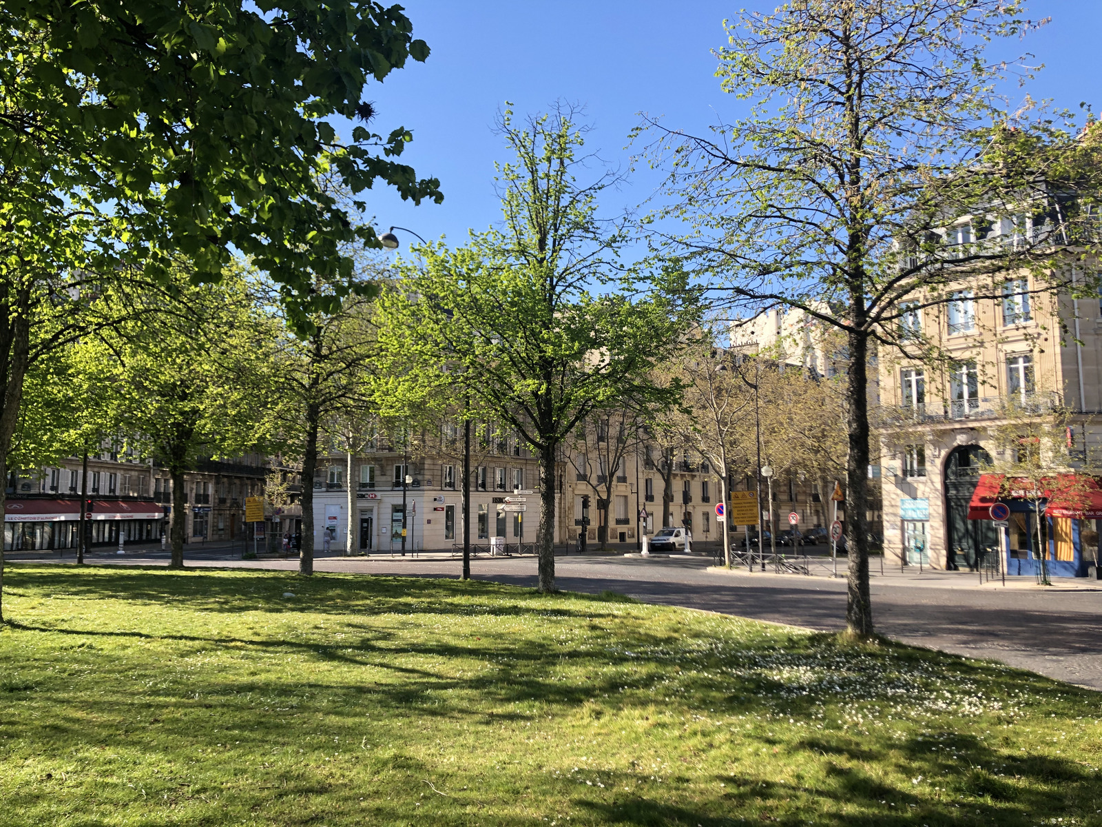 Picture France Paris lockdown 2020-04 18 - Perspective Paris lockdown