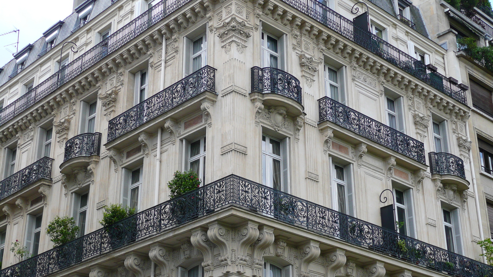 Picture France Paris Avenue Foch 2007-06 125 - Trail Avenue Foch