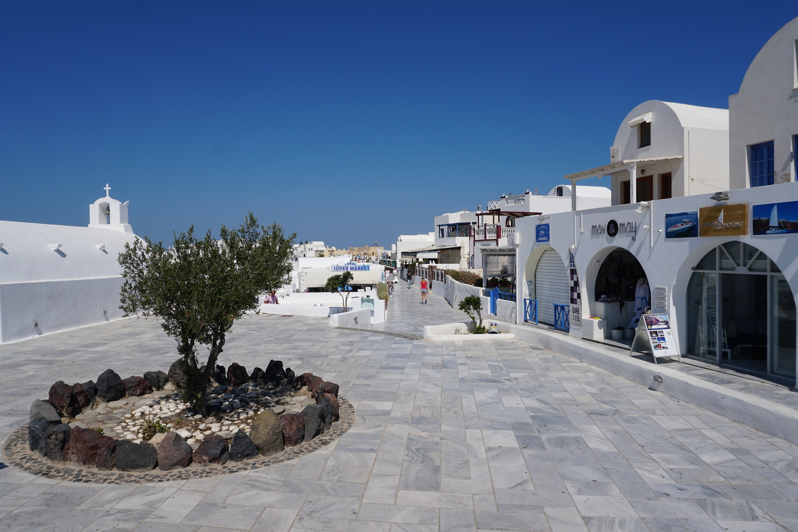 Picture Greece Santorini Oia 2016-07 1 - Road Oia