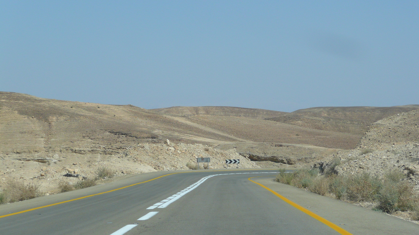 Picture Israel Arad to Dead Sea road 2007-06 63 - Perspective Arad to Dead Sea road