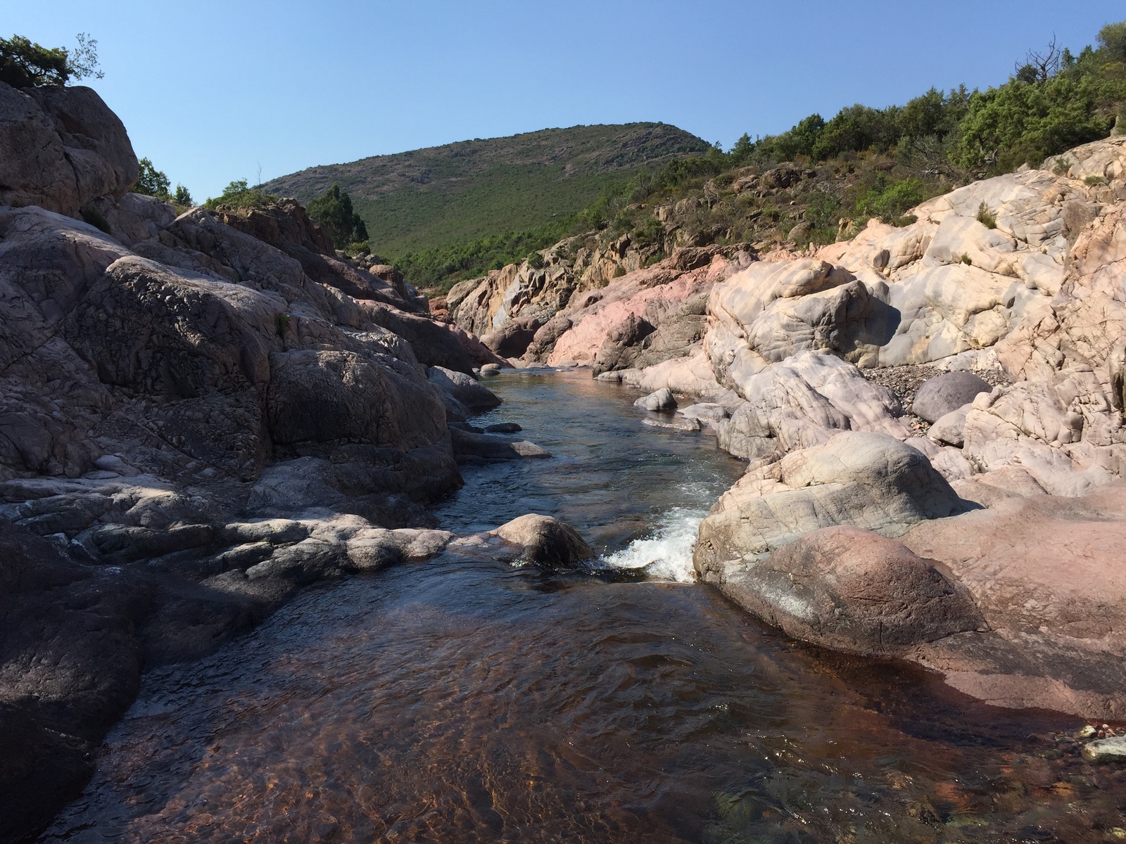 Picture France Corsica Porto 2015-05 37 - Perspective Porto