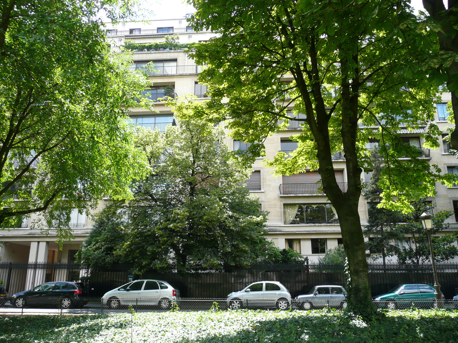 Picture France Paris Avenue Foch 2007-06 81 - Travel Avenue Foch