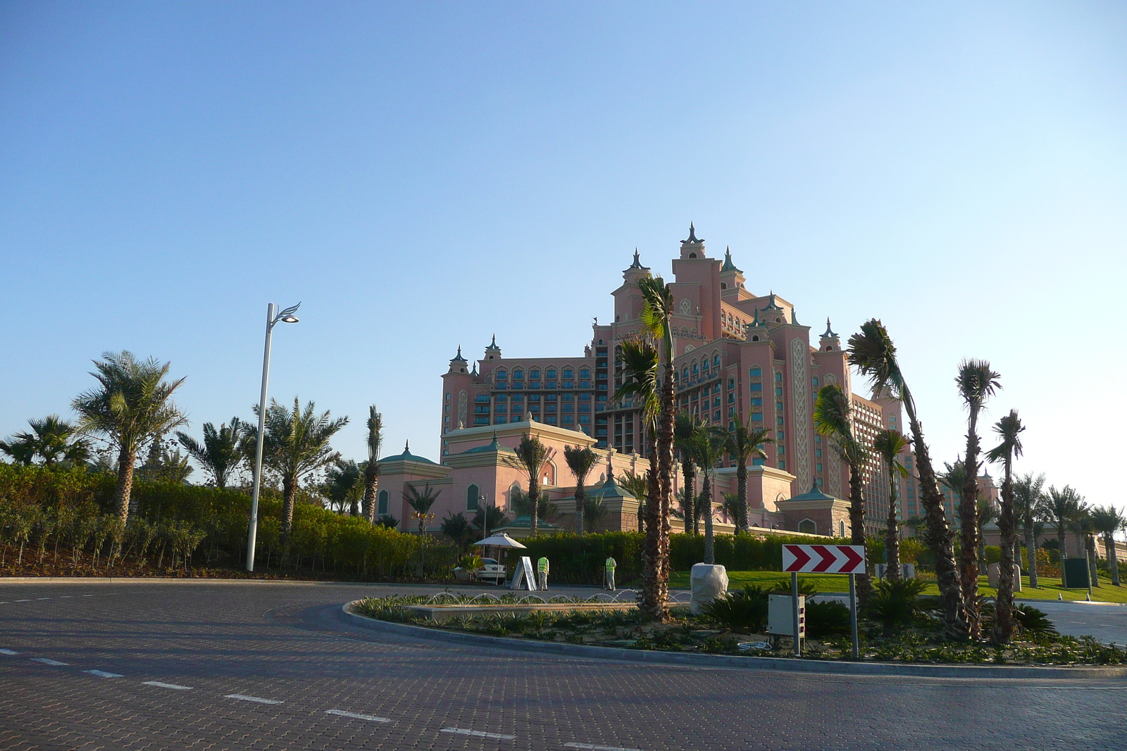 Picture United Arab Emirates Dubai Palm Jumeirah 2009-01 46 - Shopping Mall Palm Jumeirah