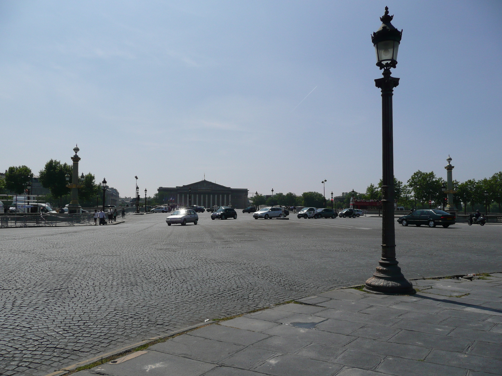 Picture France Paris La Concorde 2007-05 89 - Perspective La Concorde