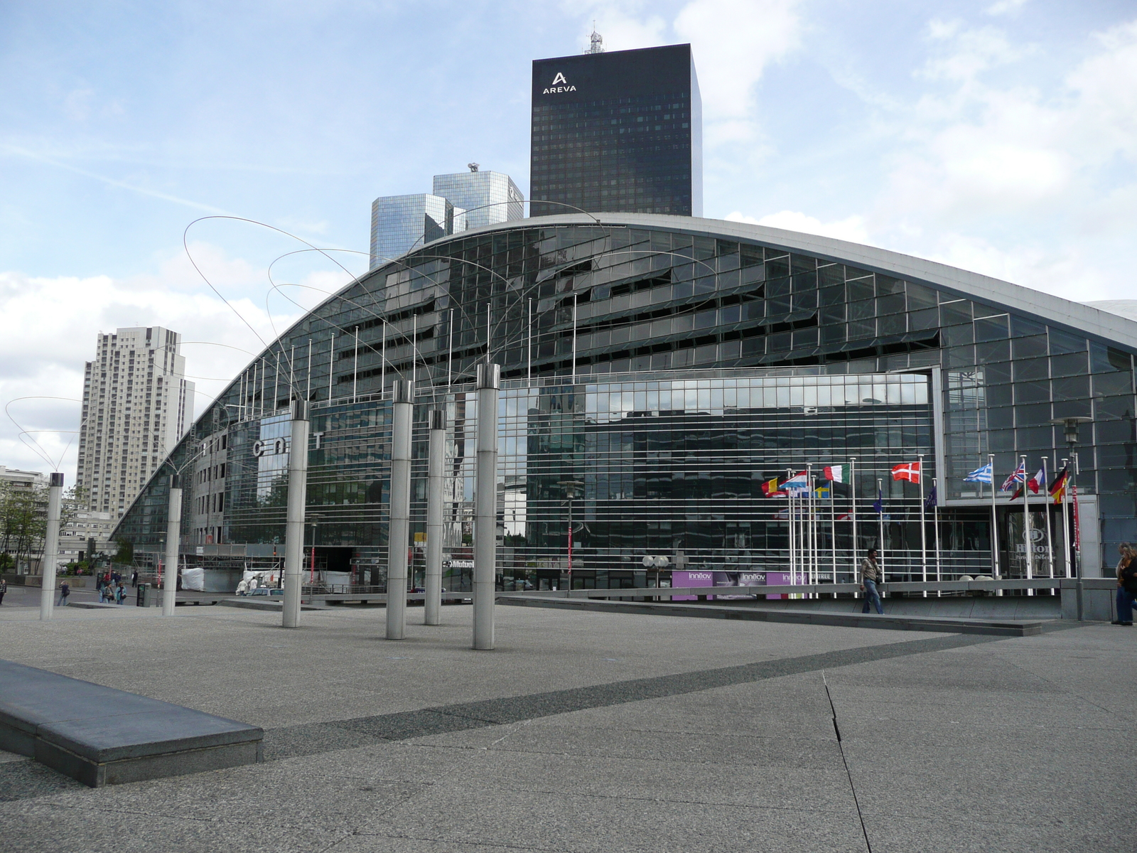 Picture France Paris La Defense 2007-05 159 - Photographers La Defense