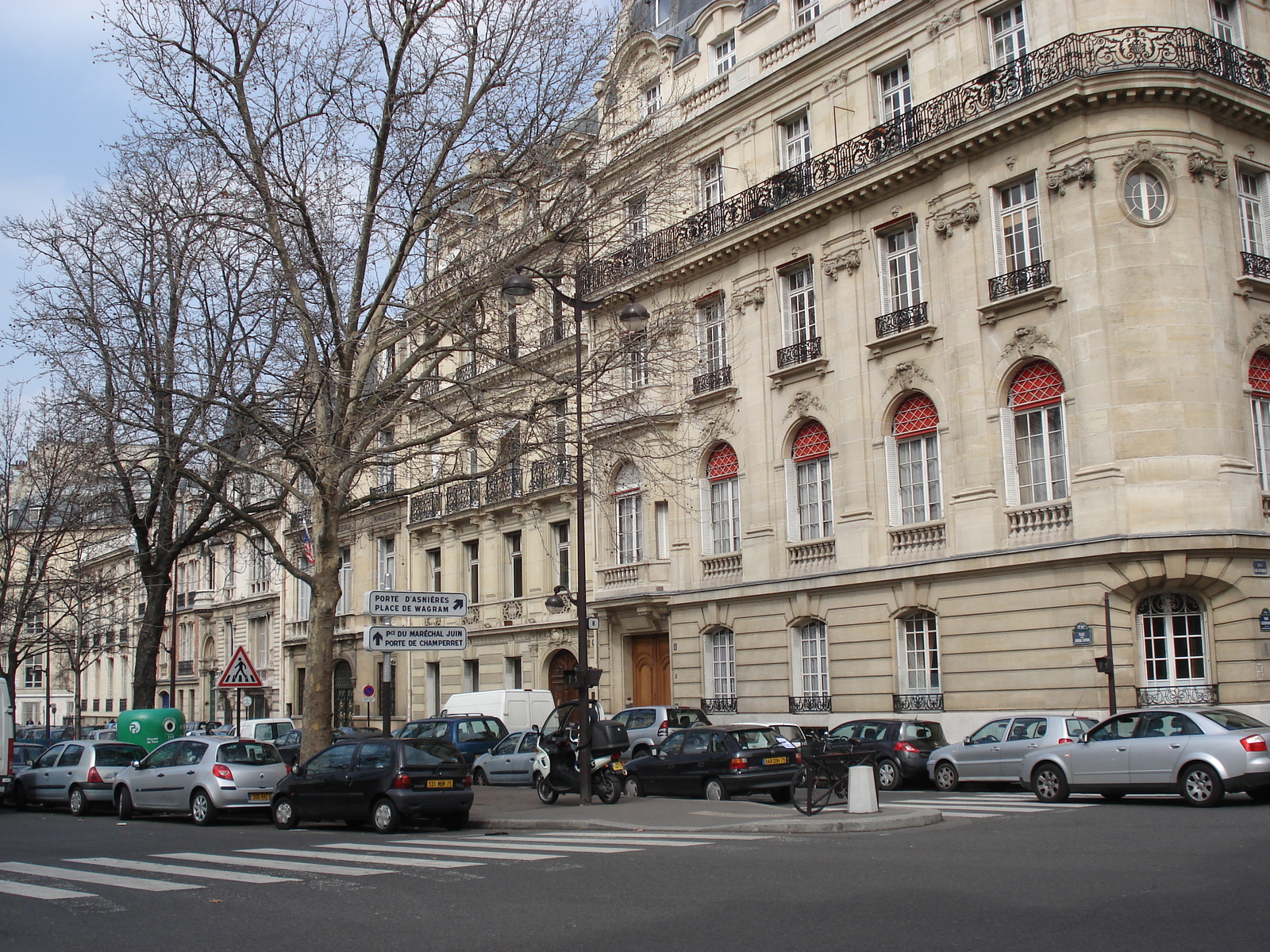 Picture France Paris 17th Arrondissement Place Malesherbes 2006-03 19 - Photographers Place Malesherbes