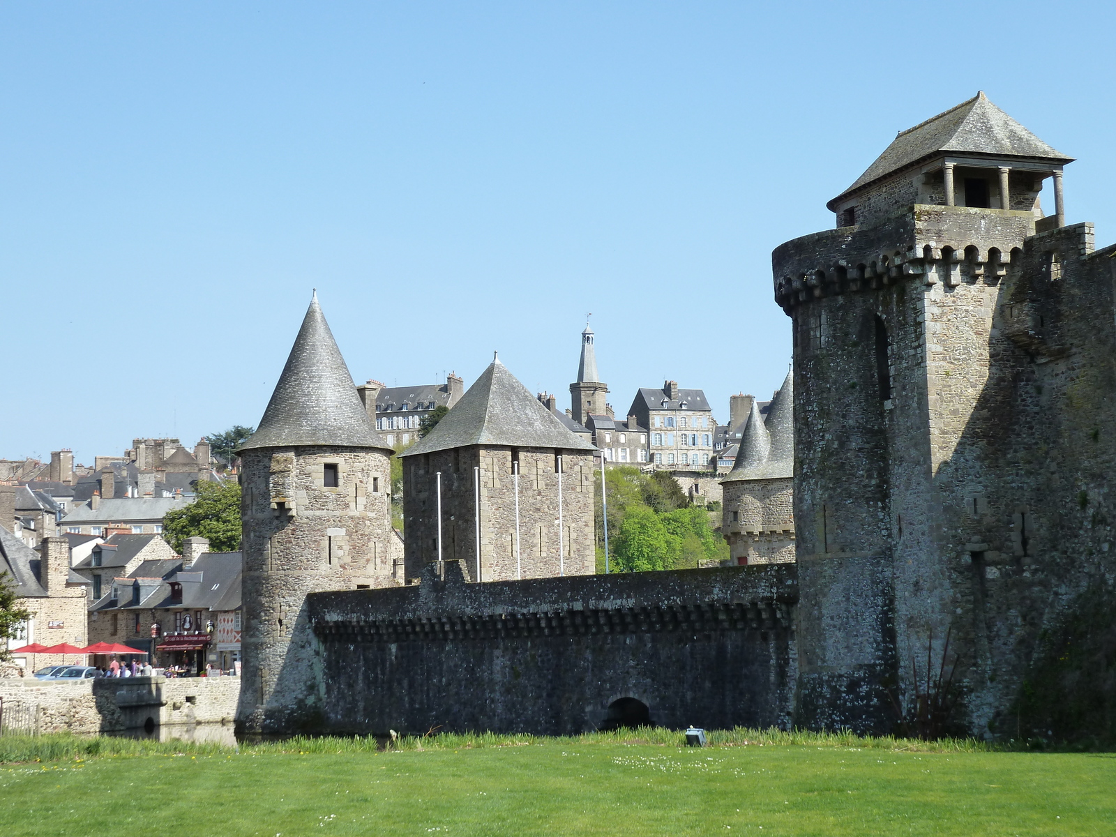 Picture France Fougeres 2010-04 29 - Journey Fougeres