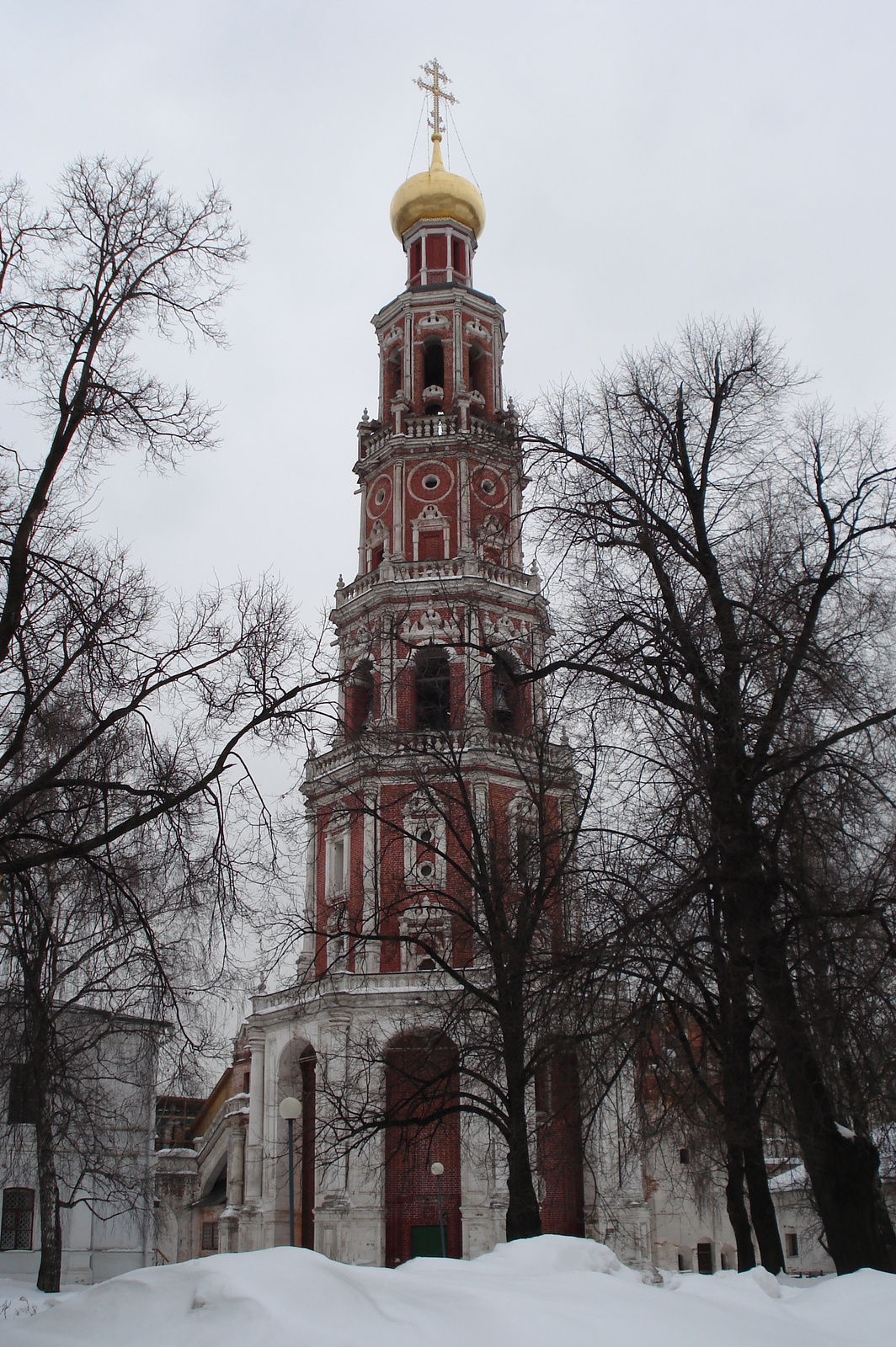 Picture Russia Moscow New Maiden convent and cemetery 2006-03 8 - Photographers New Maiden convent and cemetery