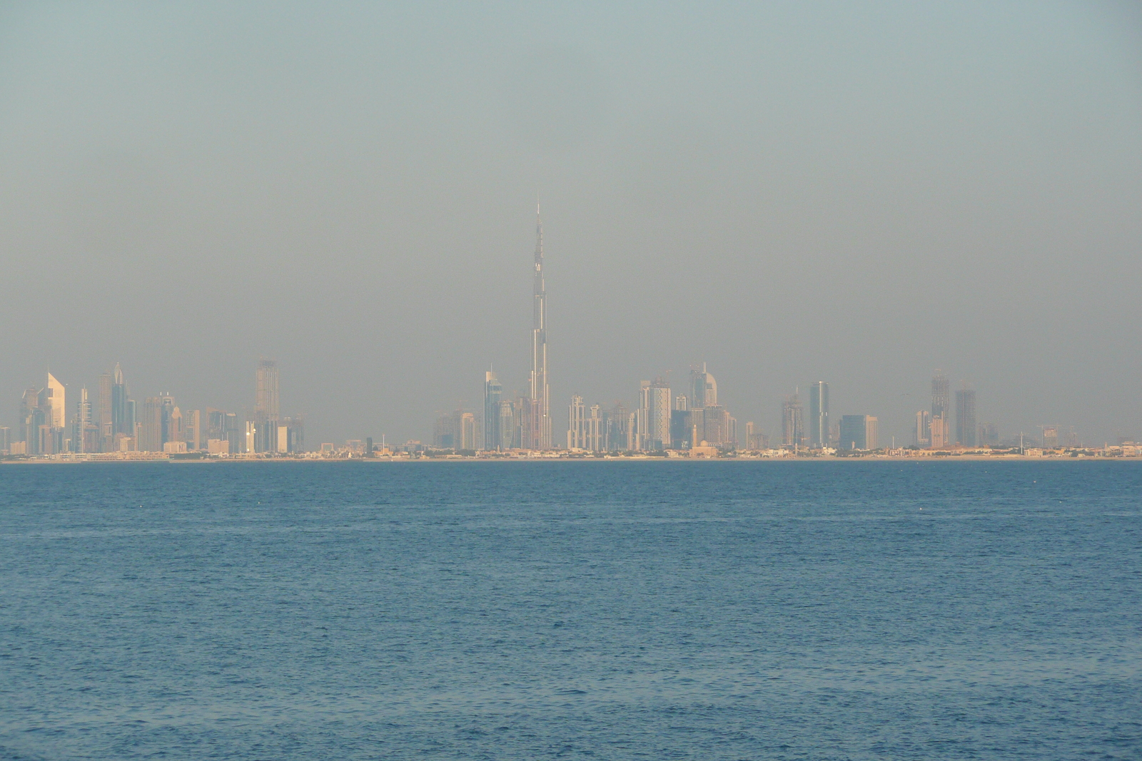 Picture United Arab Emirates Dubai Palm Jumeirah 2009-01 49 - Picture Palm Jumeirah