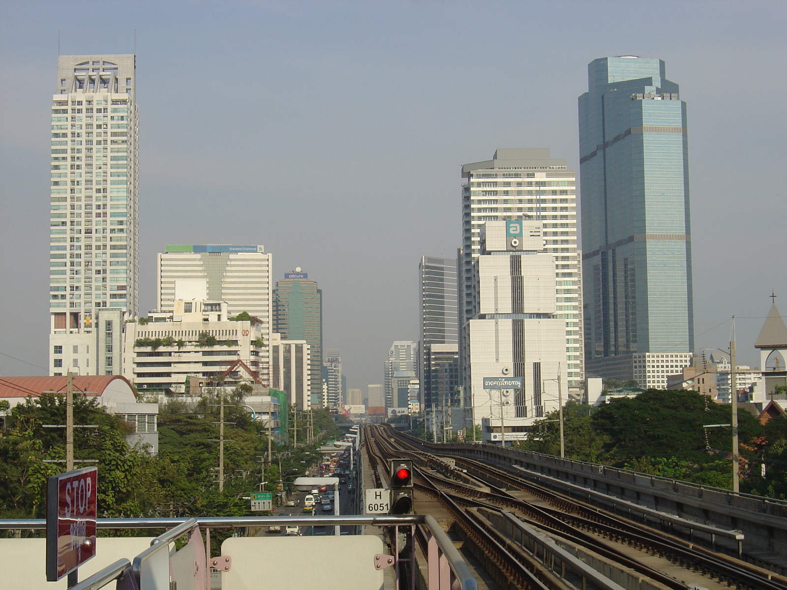 Picture Thailand Bangkok Sky Train 2004-12 83 - Perspective Sky Train