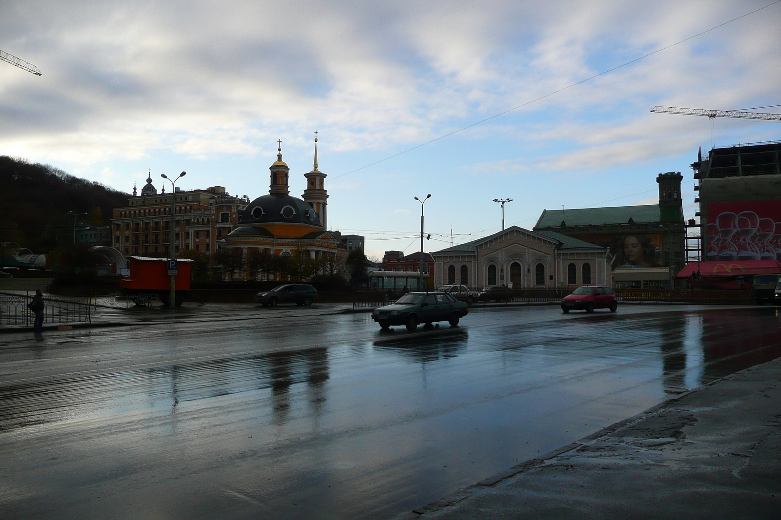 Picture Ukraine Kiev Podil 2007-11 30 - Shopping Mall Podil