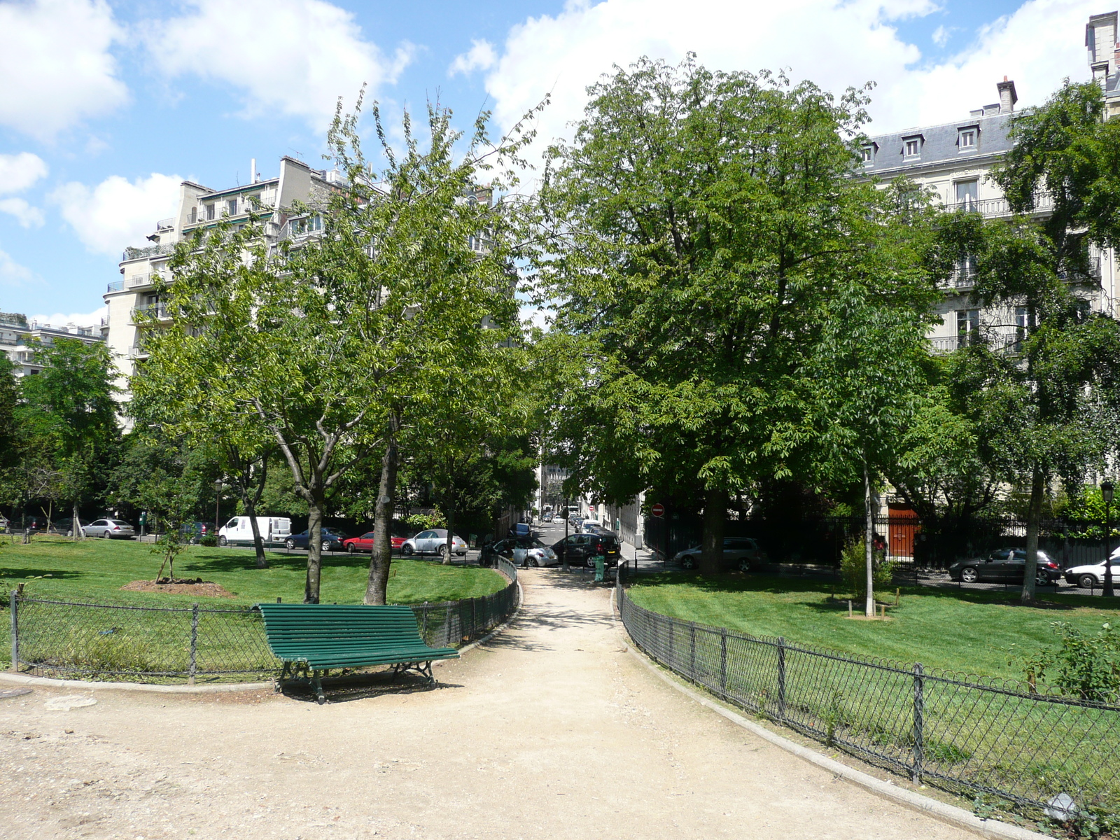 Picture France Paris Avenue Foch 2007-06 171 - Discover Avenue Foch