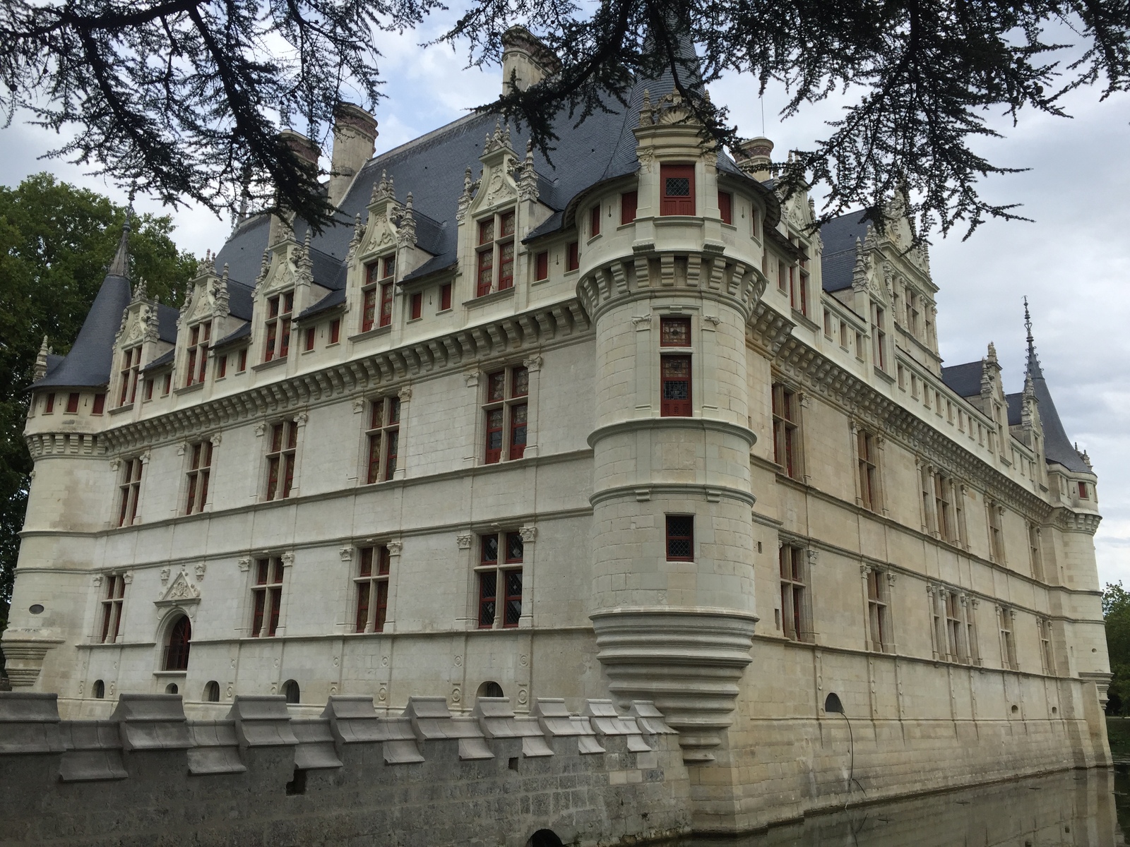 Picture France Azay-le-Rideau Castle 2017-08 12 - Discover Azay-le-Rideau Castle