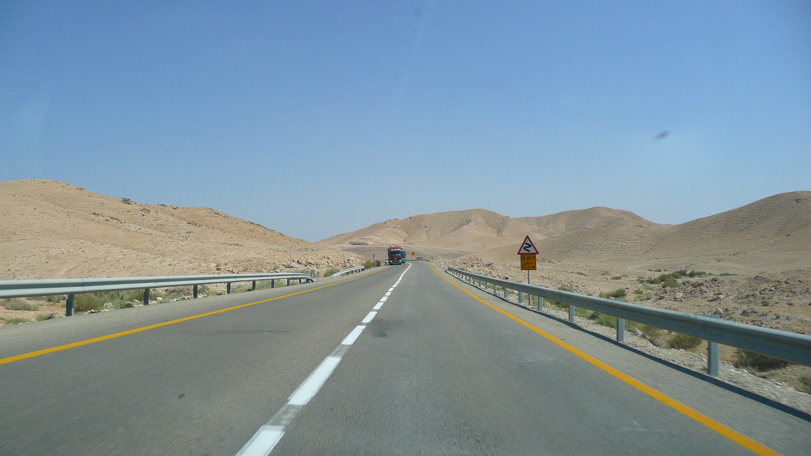 Picture Israel Arad to Dead Sea road 2007-06 10 - Picture Arad to Dead Sea road