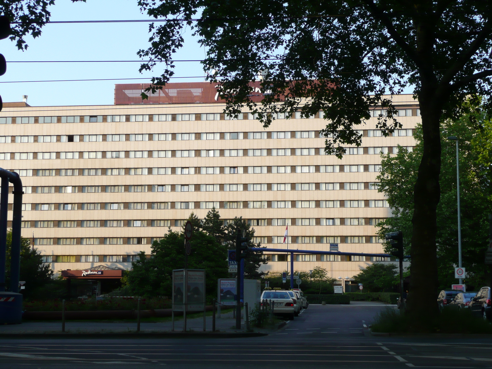 Picture Germany Dusseldorf Radisson Hotel 2007-05 13 - Road Map Radisson Hotel