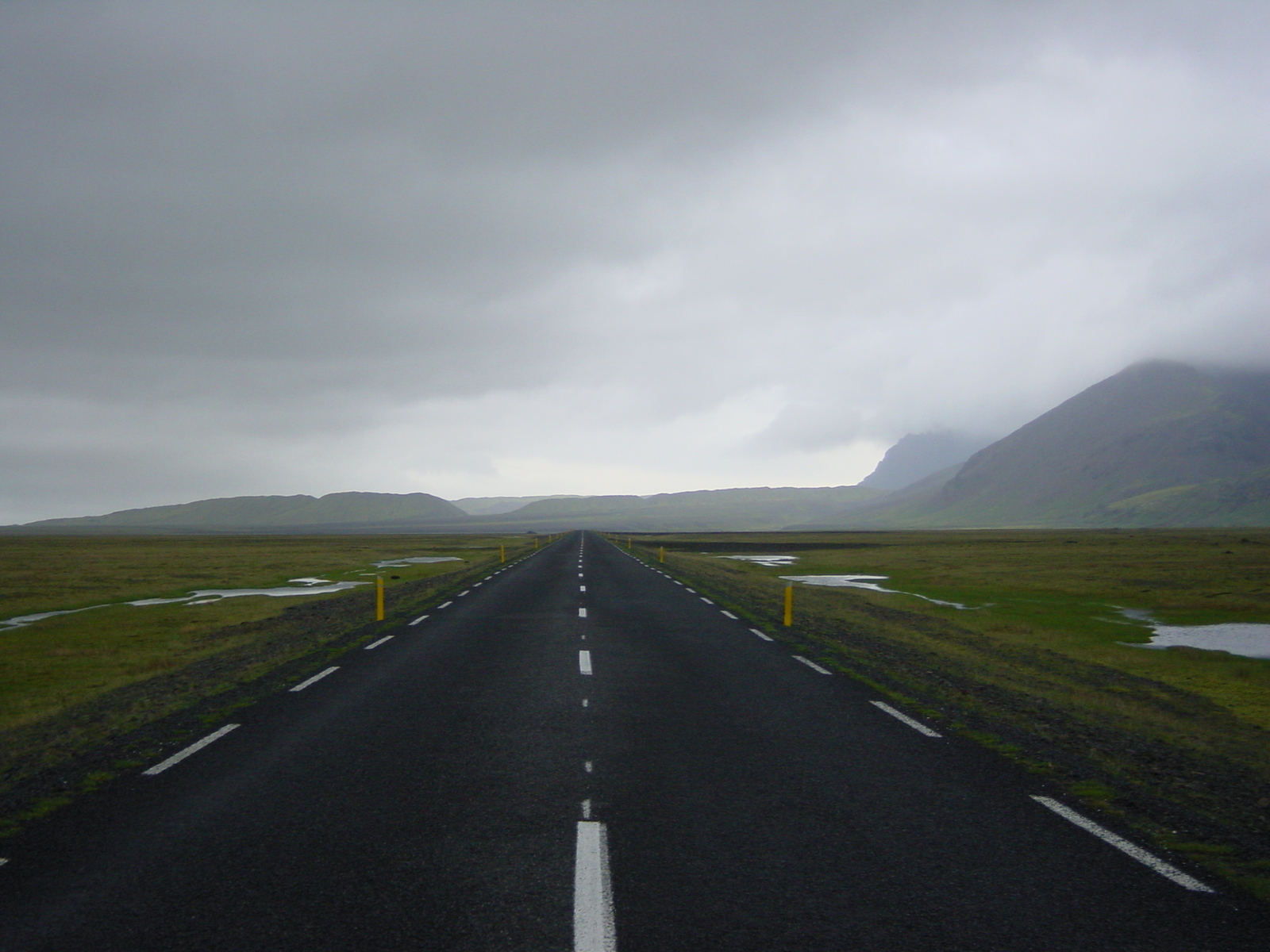 Picture Iceland Road 1 Jokulsarlon to vik 2003-06 17 - Car Road 1 Jokulsarlon to vik