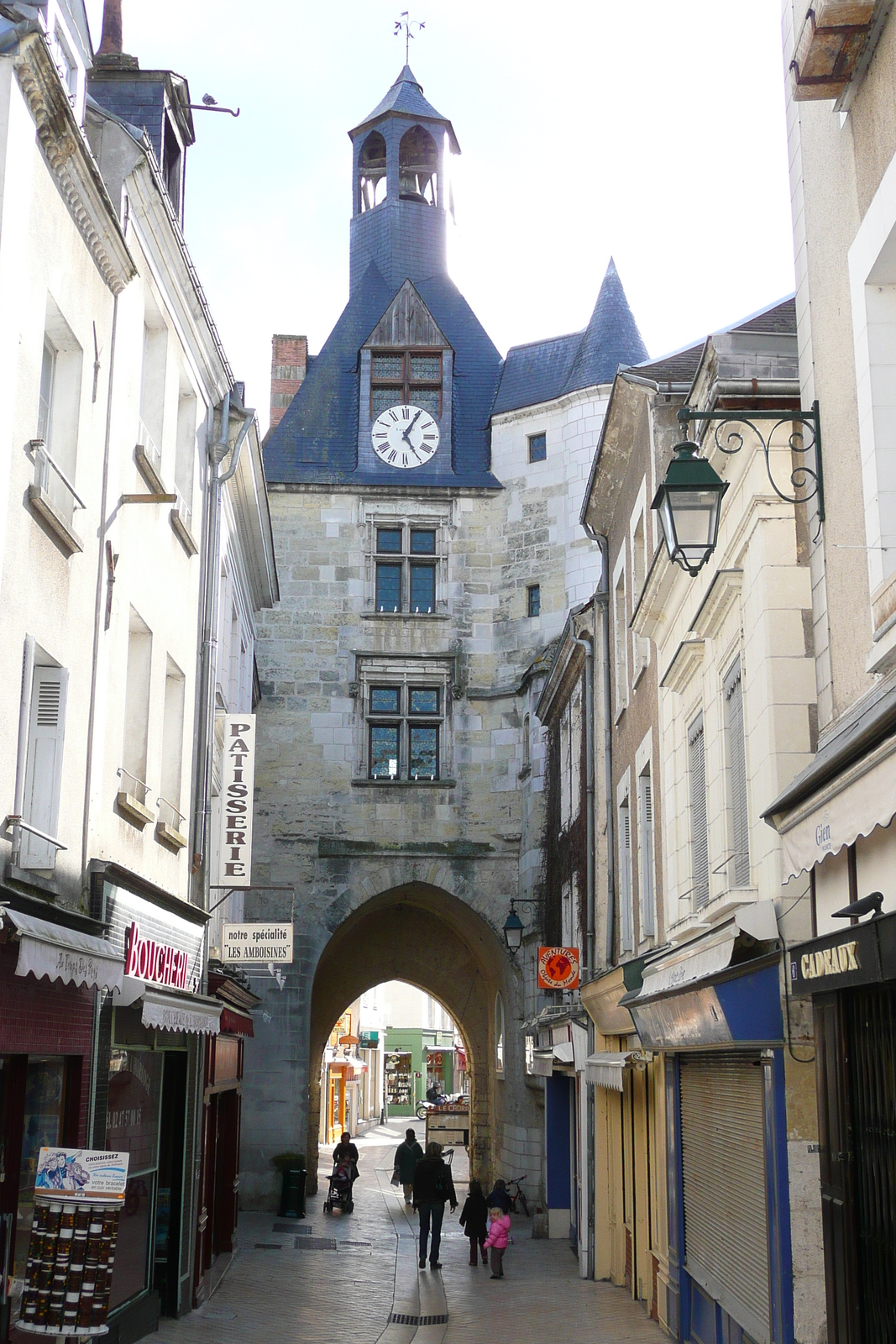 Picture France Amboise 2008-04 3 - Road Amboise