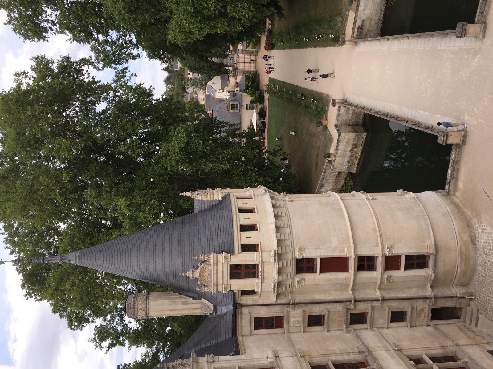 Picture France Azay-le-Rideau Castle 2017-08 0 - Visit Azay-le-Rideau Castle